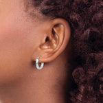 Indlæs billede til gallerivisning 10K White Gold Round Classic Hoop Earrings 15mm x 3mm Approx. 0.97g
