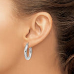 Lade das Bild in den Galerie-Viewer, 10K White Gold Round Classic Hoop Earrings 25mm x 4mm
