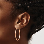 Carica l'immagine nel visualizzatore di Gallery, 10K Rose Gold Round Lightweight Large Diamond Cut Diamond Cut Hoop Earrings 35mm x 2mm
