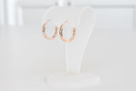 Afbeelding in Gallery-weergave laden, 14K Rose Gold Square Lightweight Classic Tube Hoop Earrings 20mm x 2mm
