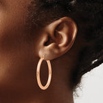 Afbeelding in Gallery-weergave laden, 14K Rose Gold Round Lightweight Classic Hoop Earrings 35mm x 3mm
