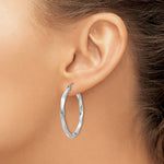 Lade das Bild in den Galerie-Viewer, 14k White Gold Hoop Earrings 3mm Twisted
