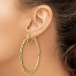 Indlæs billede til gallerivisning 10K Yellow Gold Round Diamond Cut Rope Hoop Earrings 60mm x 2.95mm
