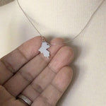 Laden und Abspielen von Videos im Galerie-Viewer, 14k Gold 10k Gold Silver Louisiana State Heart Personalized City Necklace
