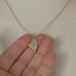 비디오를 갤러리 뷰어 14k Gold 10k Gold Silver Maine State Heart Personalized City Necklace에 로드 및 재생
