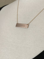 Afbeelding in Gallery-weergave laden, 14k Yellow White Rose Gold .03 CTW Diamond Bar Necklace Engraved
