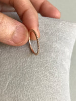 画像をギャラリービューアに読み込む, 14k Rose Gold 1.5mm Skinny Rope Design Ring Band Stackable Layering
